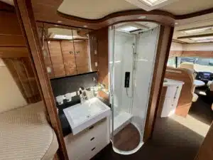 1e71dccb 5e3b 4628 B88d 89c4a8ef1523 Rulemo 1600 300x225