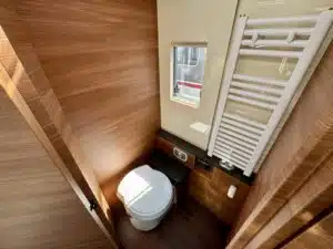 5ebcadc5 Dc29 49e1 915e 118c6b396b10 Rulemo 1600 300x225