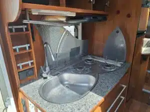 Db2f88b0 C720 4c89 B734 4b4b9b6ea3f2 Rulemo 1600 300x225