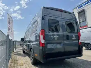 C724c275 7781 47e7 Af11 062394469f74 Rulemo 1600 300x225