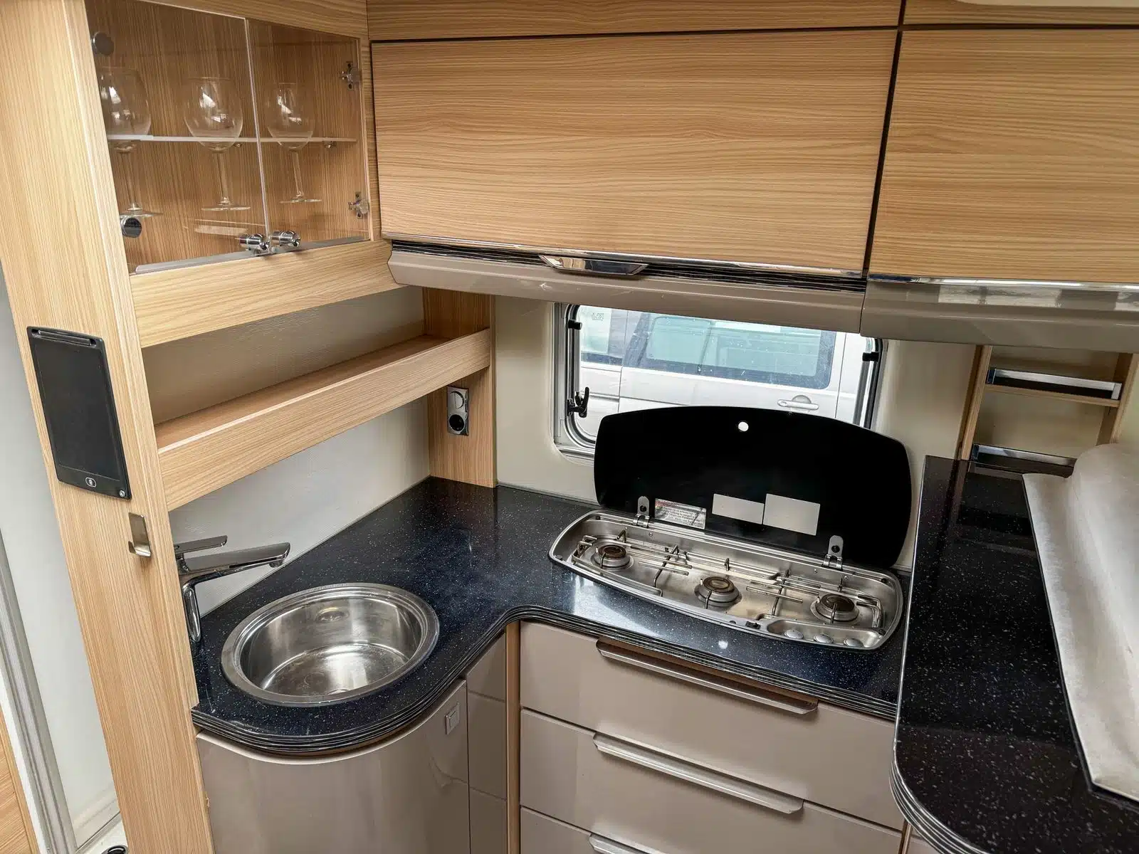 1839a5f1 Ef24 4787 813d 10185a5db2a8 Rulemo 1600 1839a5f1 Ef24 4787 813d 10185a5db2a8 Rulemo 1600