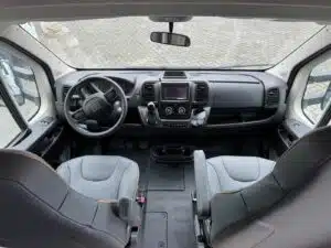 2fb392a9 D67d 443e Afba C5473888416e Rulemo 1600 300x225