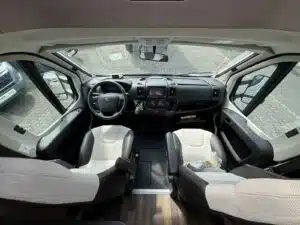 3808bc7a F8a7 4337 B0e1 56da249296b2 Rulemo 1600 300x225