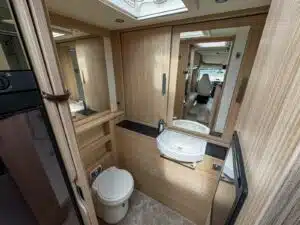 41ff6bea C919 4e33 Bb80 Affd5a161c2f Rulemo 1600 300x225