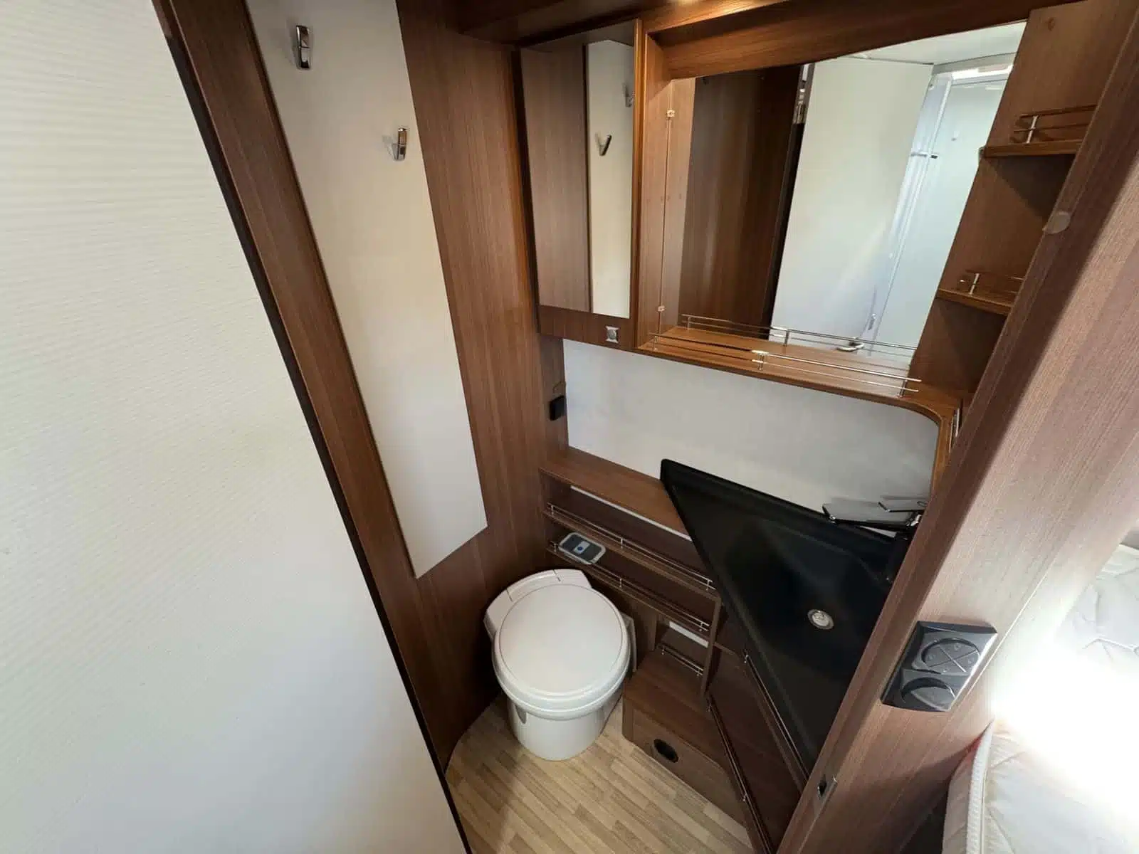 Dafd06ab E0da 46ä Adc4 416eb09f05cf Rulemo 1600 Dafd06ab E0da 46ä Adc4 416eb09f05cf Rulemo 1600