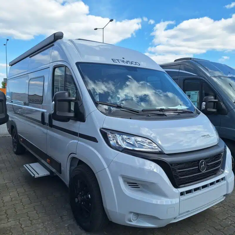 Svg 3 E Etrusco CV 640 SB Complete+Markise