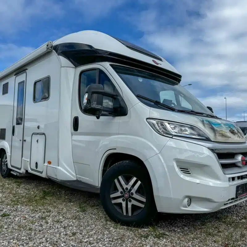 Bürstner Ixeo IT 680 G Ginger Teak