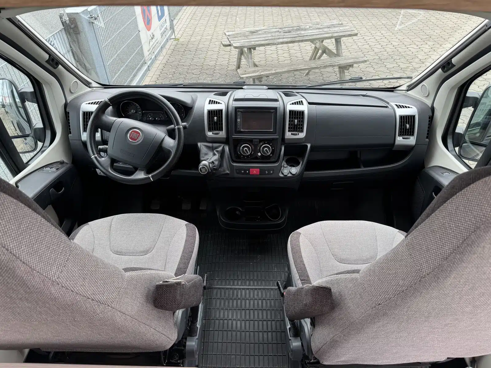 Fbecca86 17f0 4df0 B893 Dcbc40a51d9e Rulemo 1600 Fbecca86 17f0 4df0 B893 Dcbc40a51d9e Rulemo 1600