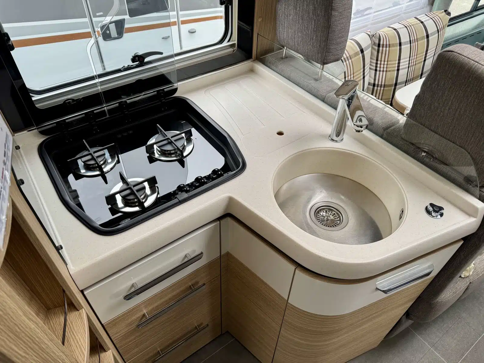 025e0577 54b7 42ac B894 91cf42838188 Rulemo 1600 025e0577 54b7 42ac B894 91cf42838188 Rulemo 1600