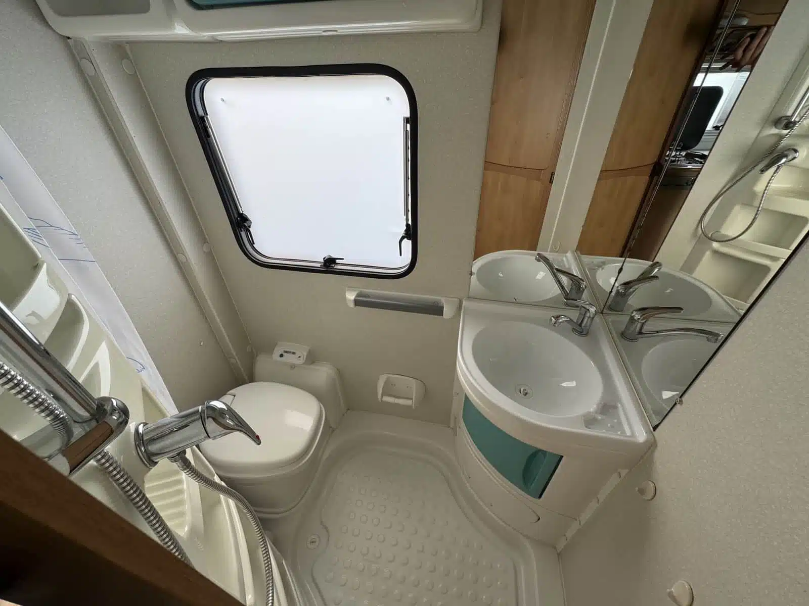 2704581a 2b8d 49ba B917 220d97aa00ea Rulemo 1600 2704581a 2b8d 49ba B917 220d97aa00ea Rulemo 1600