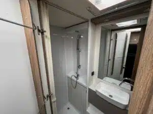 407f7bd5 A3d1 4cc6 B3a1 76äf1e1957c Rulemo 1600 300x225