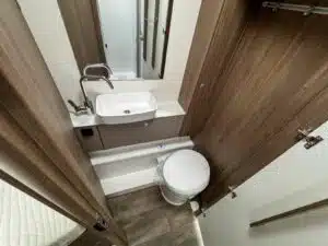 689b2192 4ea0 477b 90fc 757c094b05f4 Rulemo 1600 300x225