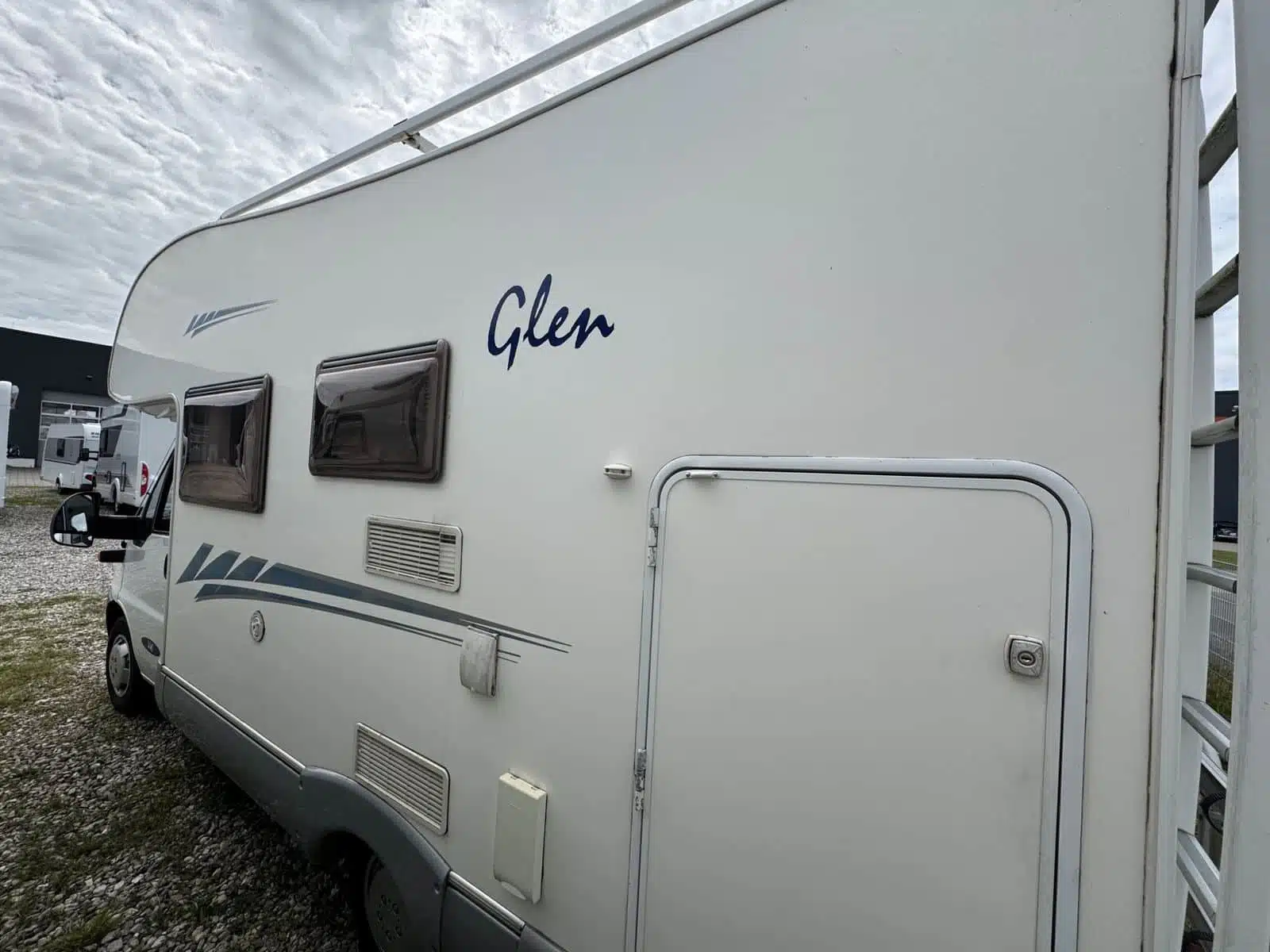 7160f878 43d9 4477 Bad0 E23776e211c2 Rulemo 1600 7160f878 43d9 4477 Bad0 E23776e211c2 Rulemo 1600