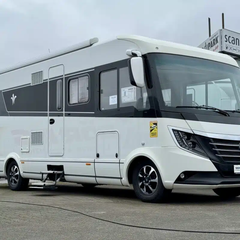 Niesmann + Bischoff Arto 77 E