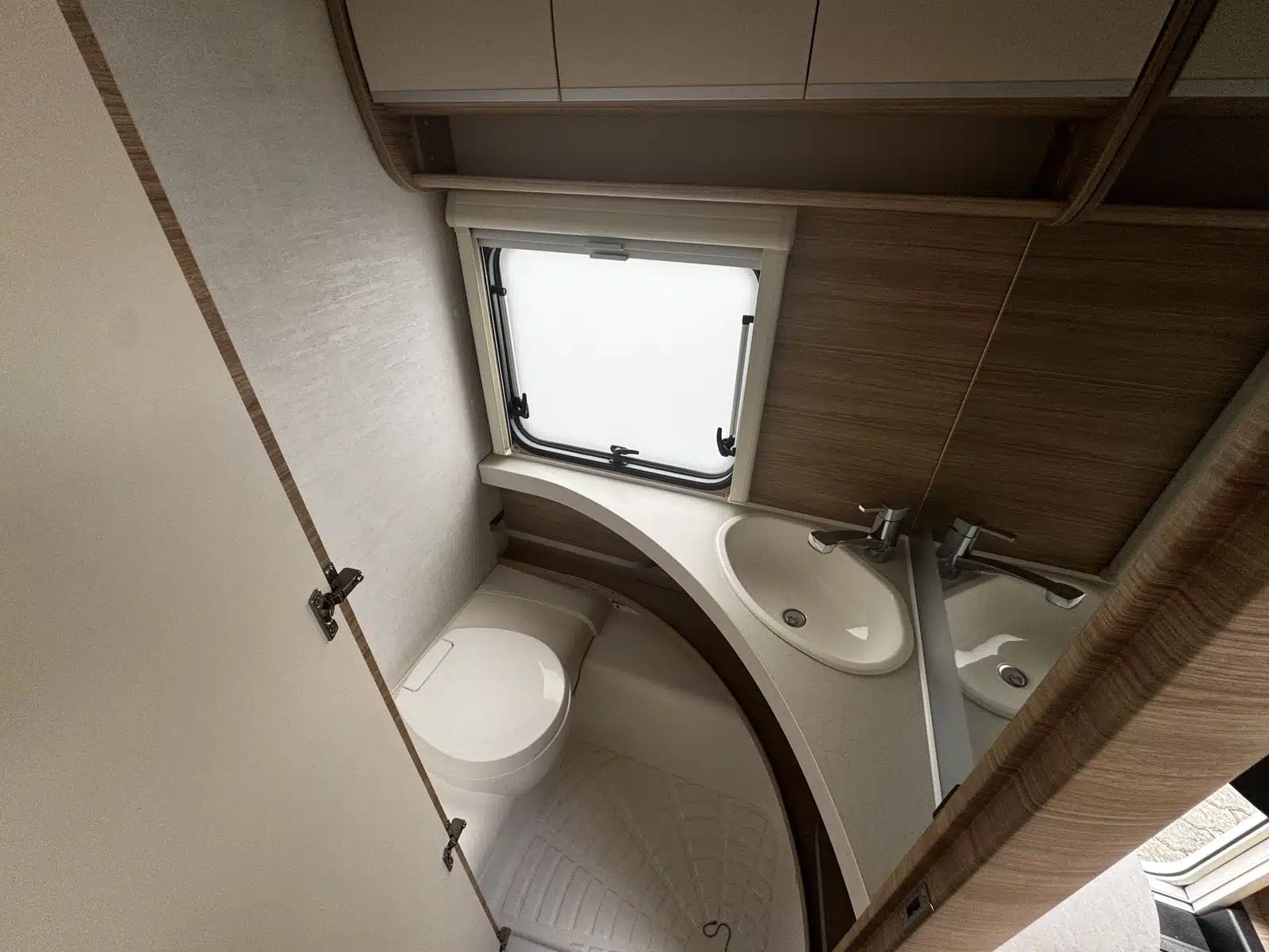 Cbcf257c Eaa8 4cdd Bfd2 8675e0b72468 Rulemo 1600 Cbcf257c Eaa8 4cdd Bfd2 8675e0b72468 Rulemo 1600