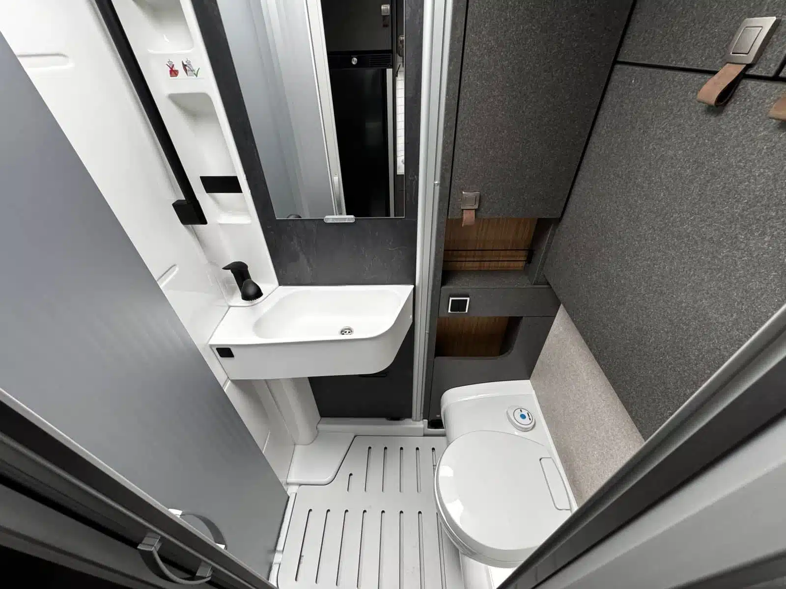 F5f4c932 Bc8a 4844 9f4d D9d19107fd02 Rulemo 1600 F5f4c932 Bc8a 4844 9f4d D9d19107fd02 Rulemo 1600