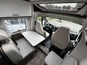 32971100 16fb 48cb B3e5 3266796d1d85 Rulemo 1600 300x225