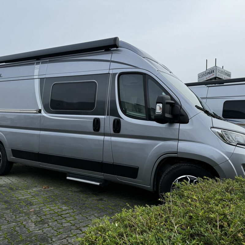 5c1335a4 4fe3 4c6d 99ed F8357225f6c6 Rulemo 1600 800x800 Pössl 2WIN RS D-Line Med hæve-tag