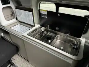 E722b708 7f3f 400e Bd6b Cdb3183c3ddb Rulemo 1600 300x225