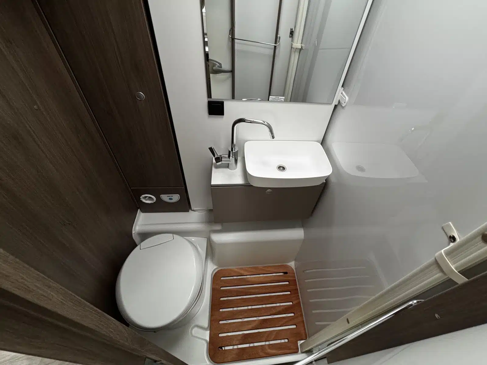 Ee0aabd8 61a5 404c 8566 1e45a1c1b9d6 Rulemo 1600 Ee0aabd8 61a5 404c 8566 1e45a1c1b9d6 Rulemo 1600