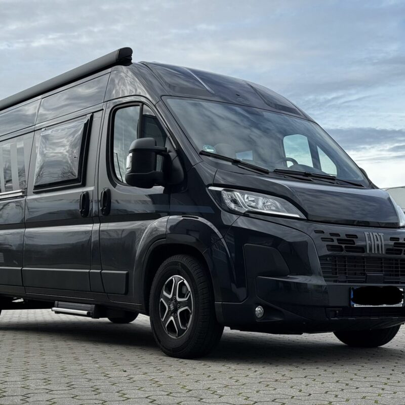 21691149 E62f 4da2 A6b8 C36e9db6ffe8 Rulemo 1600 800x800 Carado pro CV 602 Automatik/Clesana/SAT/TV